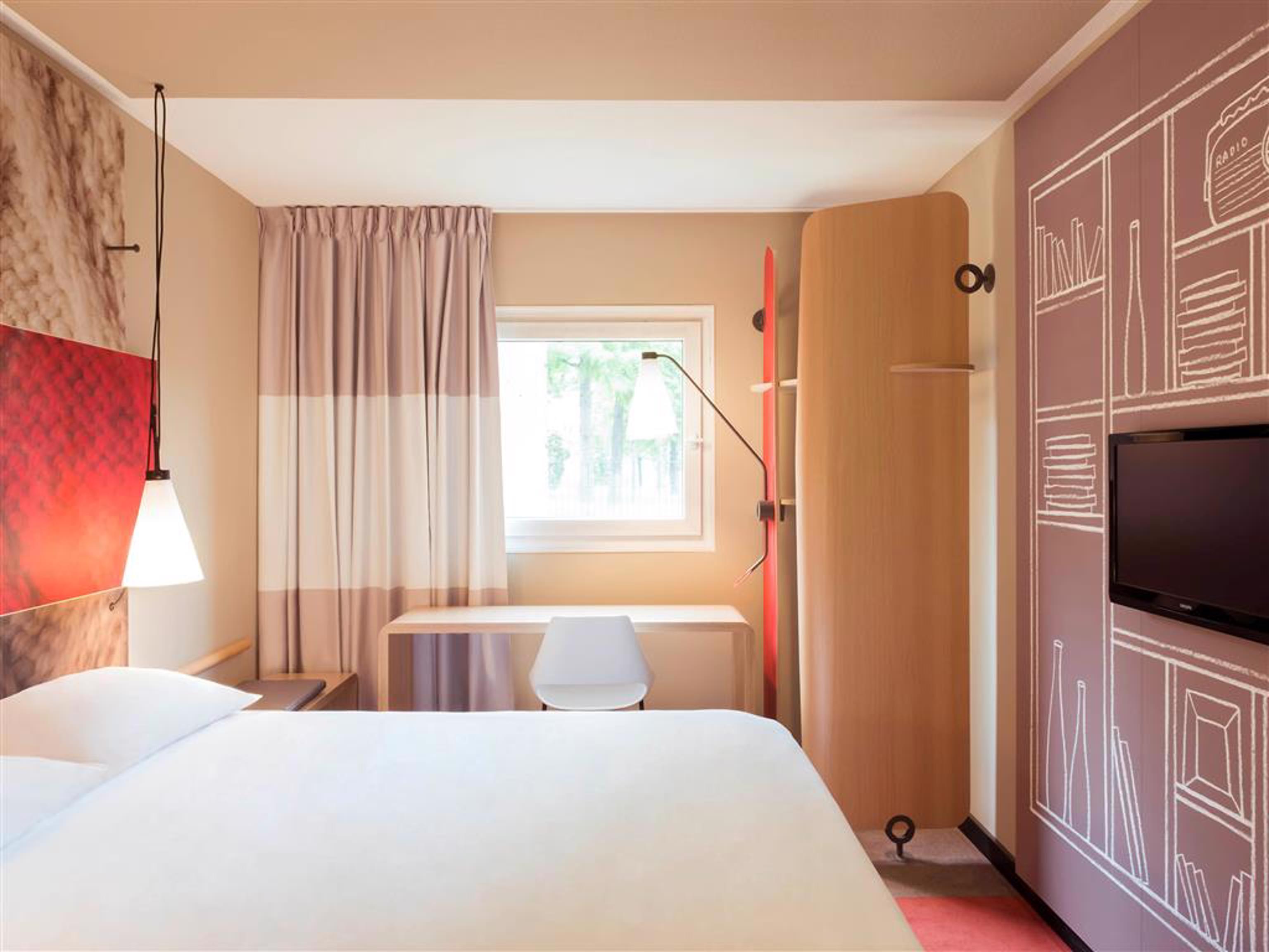 ibis Paris Gare du Nord Château Landon 10ème Extérieur photo