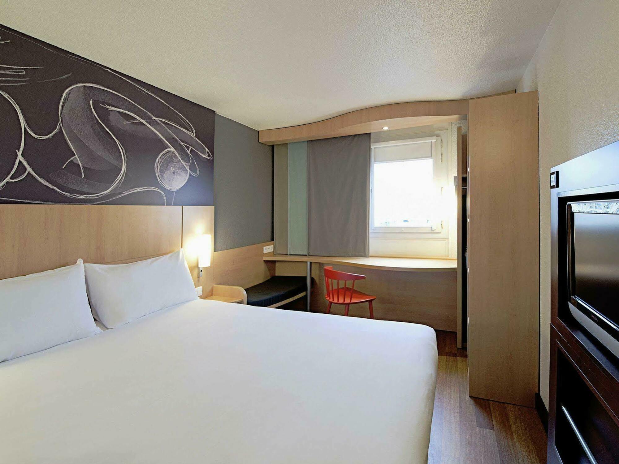 ibis Paris Gare du Nord Château Landon 10ème Extérieur photo